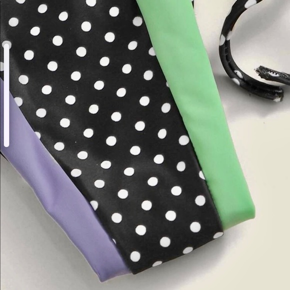 Bikini - Picture 5 of 5